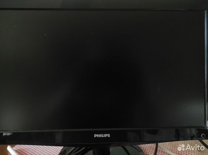 Монитор Philips 19