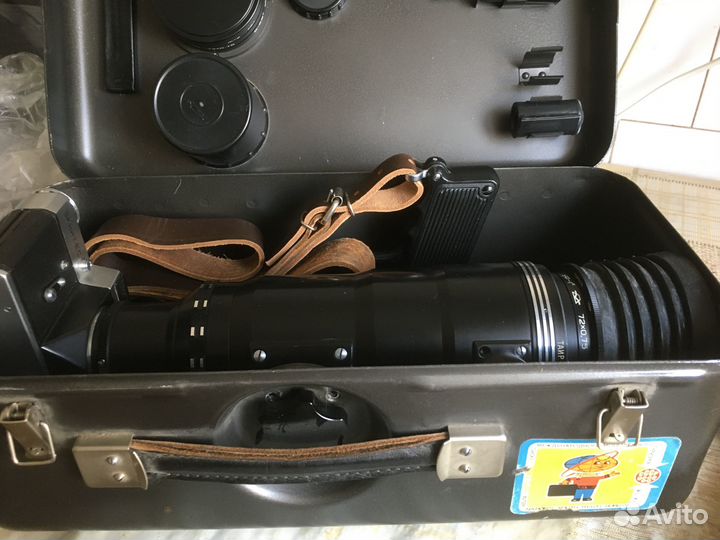 Зеркальный фотоаппарат