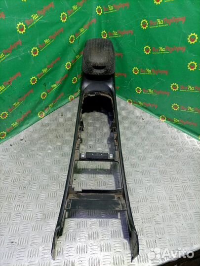 Подлокотник Hyundai Sonata 5 седан 2.4 2005