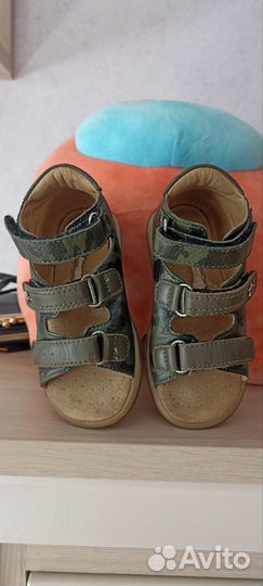 Ортопедические сандали малосложные