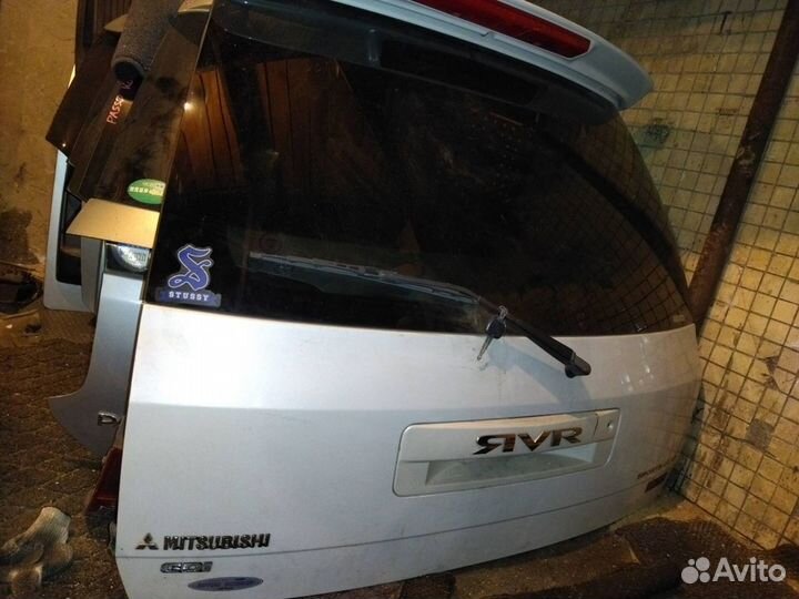 Дверь багажника Mitsubishi RVR N71
