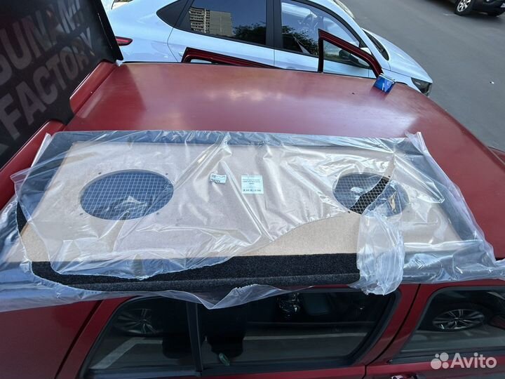 Полка для акустики нива