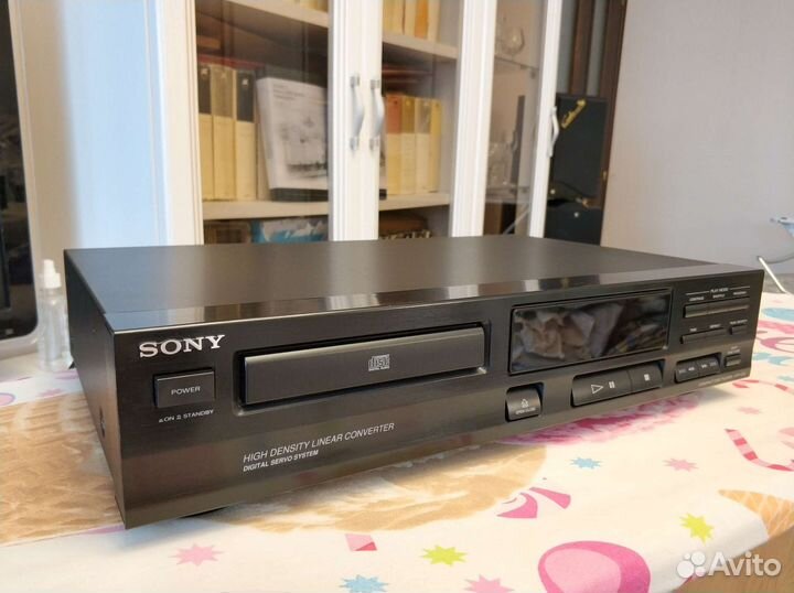 Cd проигрыватель Sony CDP-213