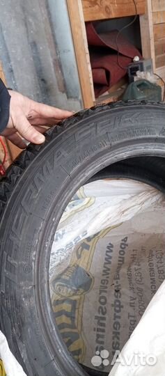 Nitto Therma Spike 205/55 R16