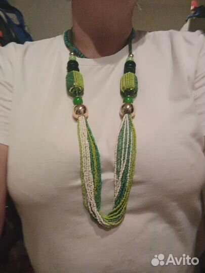 Колье из бисера