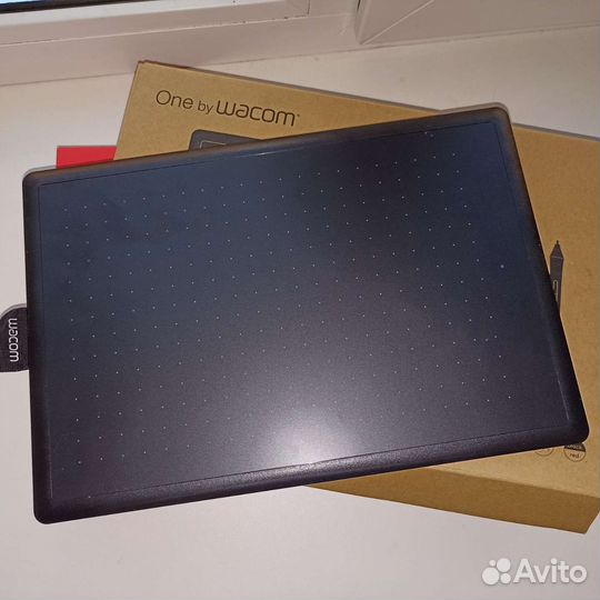 Графический планшет wacom one by 2 medium