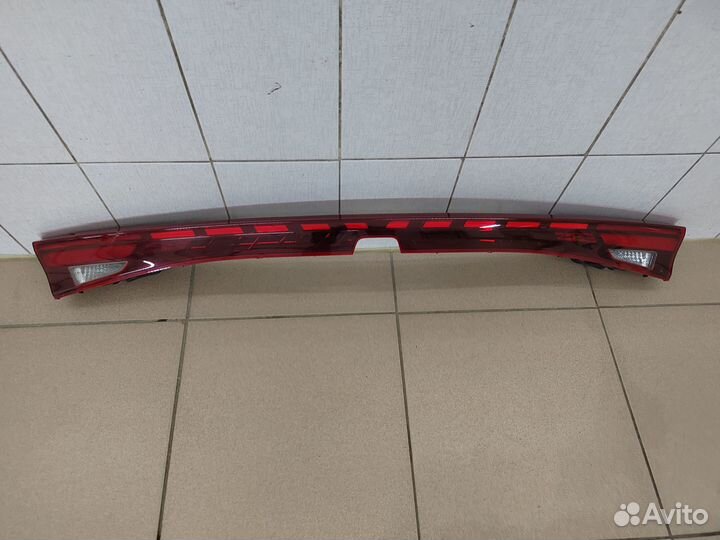 Фонарь центральный задний Kia K5 DL3 дефект