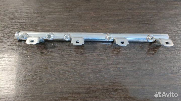 Топливная рампа правая Bmw X6M E71 S63B44A 2009