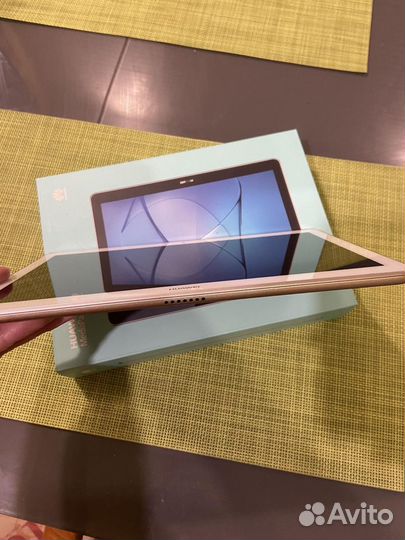 Продам планшет Huawei t3 10'