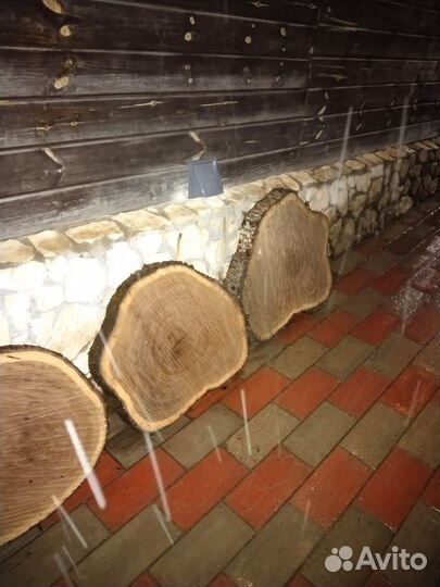 Слэб дерева и спилы