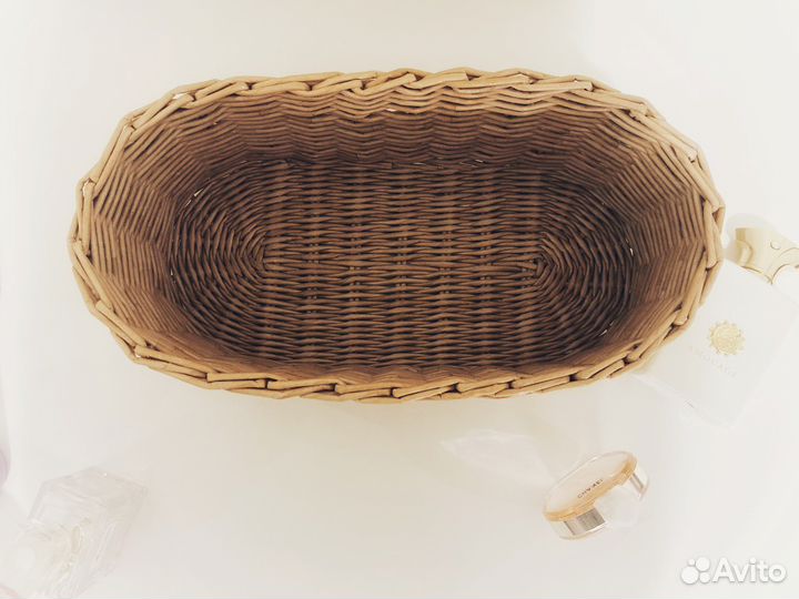 Корзина плетная, изделия из лозы