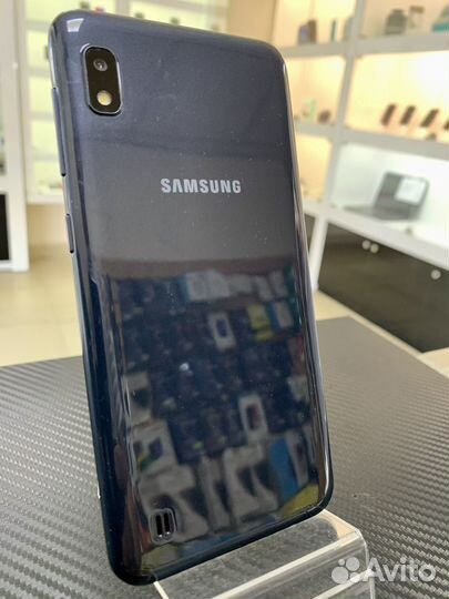 Телефон samsung a10 2/32gb