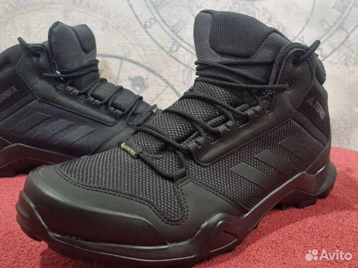 Зимние кроссовки Adidas terrex swift