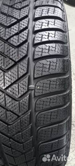 Pirelli Winter Sottozero 3 225/45 R18 95H
