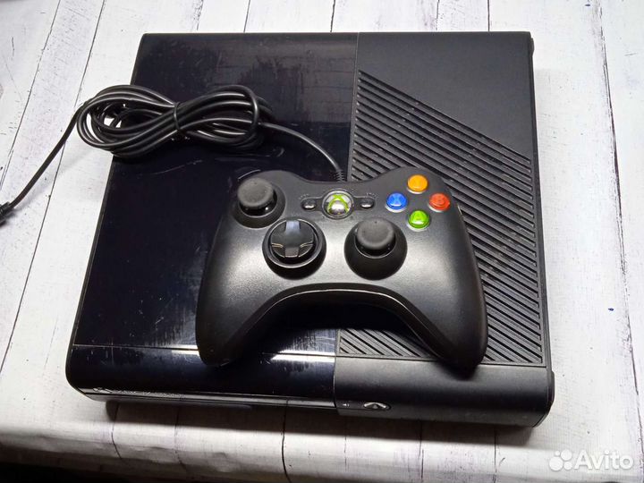 Xbox 360 E 250gb