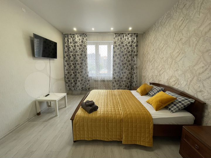 1-к. квартира, 43 м², 2/10 эт.