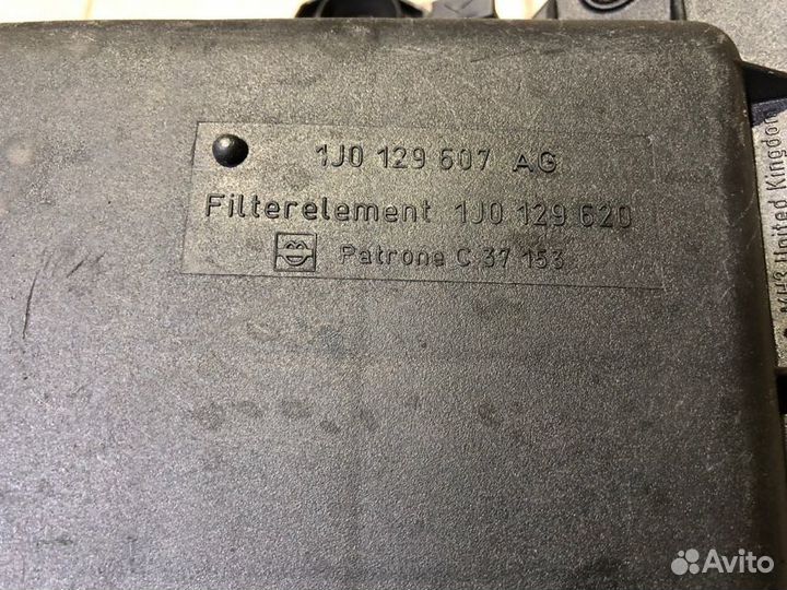 Корпус воздушного фильтра Octavia Golf Bora Audi