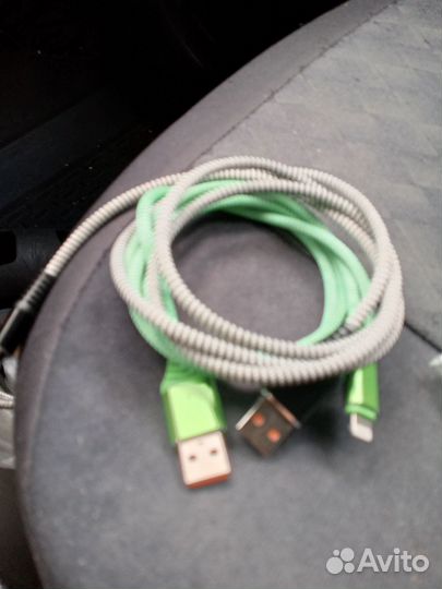 Кабель для зарядки iPhone