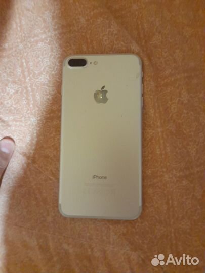 Телефон iPhone 7 plus