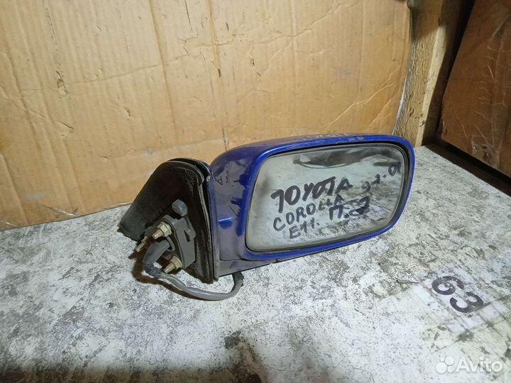 Боковое зеркало на toyota corolla
