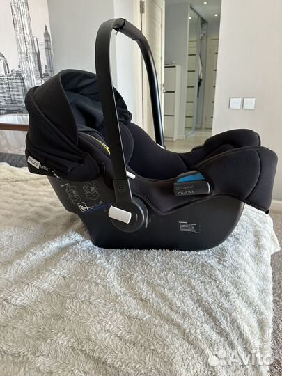 Автокресло 0+ Bugaboo Turtle Air by Nuna с базой