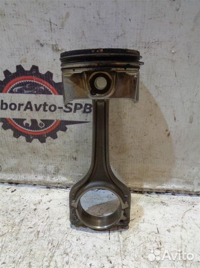 Поршень с шатуном VW Polo Sedan