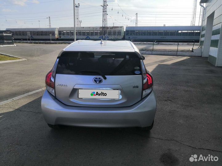 Toyota Aqua 1.5 AT, 2015, 190 000 км