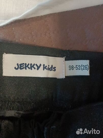 Нарядный костюм для мальчика 98