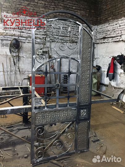 Кованые ворота