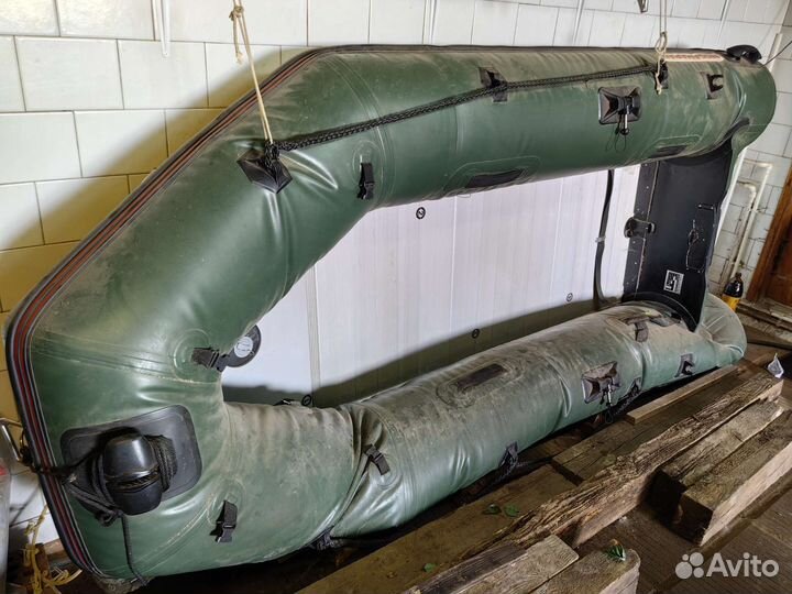 Лодка Nissamaran tornado 320