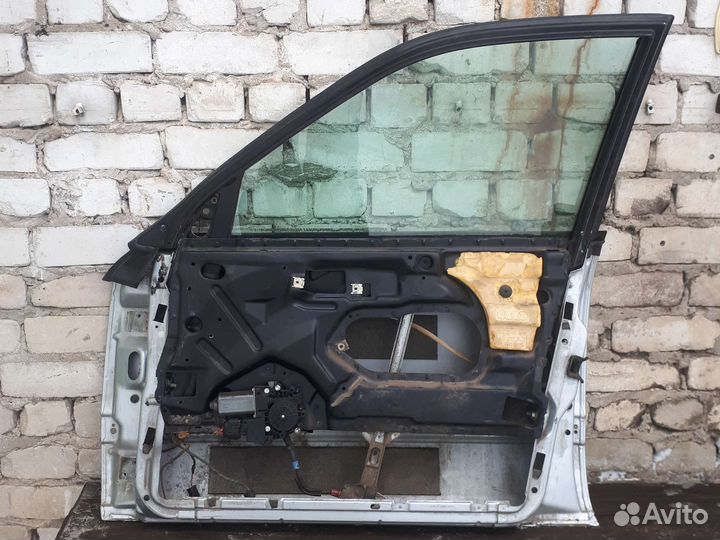 Правая передняя дверь ауди а6 с4