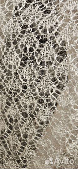 Оренбургский пуховый платок