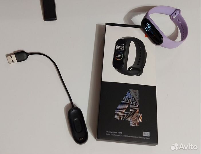 Фитнес-браслет Xiaomi Mi Smart Band 4 NFC