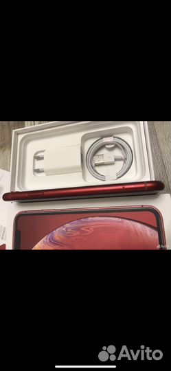 iPhone xr 64gb red