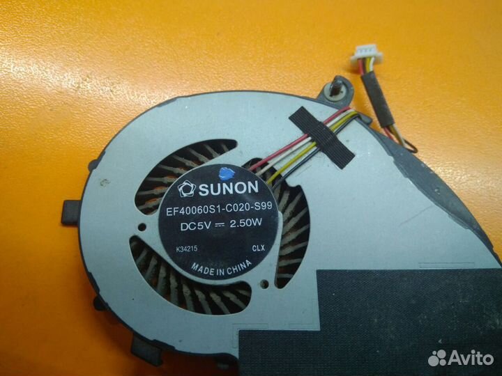 Охлаждение в сборе Acer Aspire V5-572