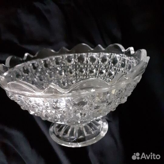 Хрустальная ваза для фруктов