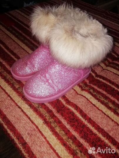 Уги для девочки