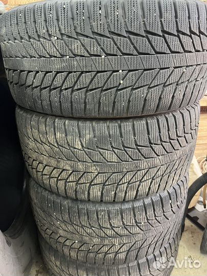 Triangle Snowlink TWT02 235/45 R17 97R