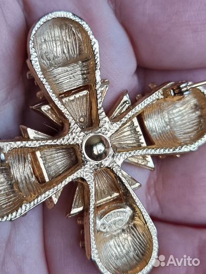 Геральдическая брошь Bebedikt NY