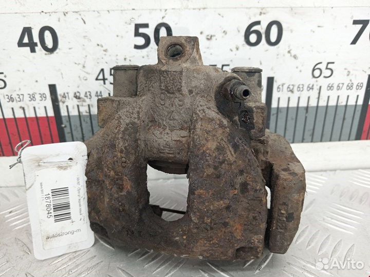 Суппорт задний левый для Volvo S60 1