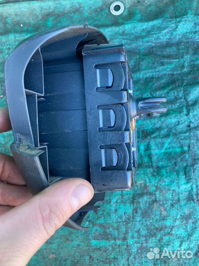 Подушка безопасности в руль Nissan Almera G15