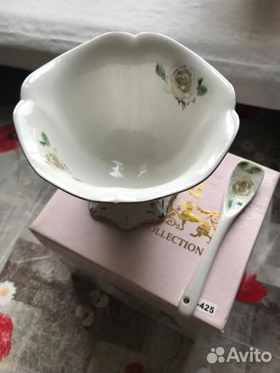 Креманка с ложкой