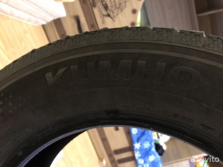 Kumho WinterCraft SUV Ice WS51 225/65 R17 106T