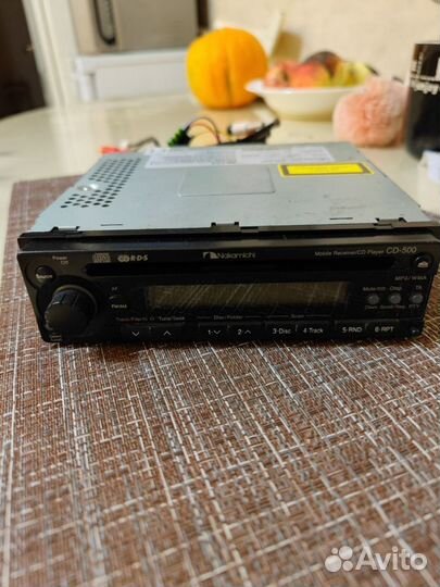 Магнитола alpine 9835r. Nakamichi CD 500