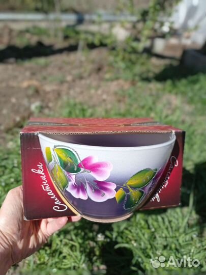 Салатник новый