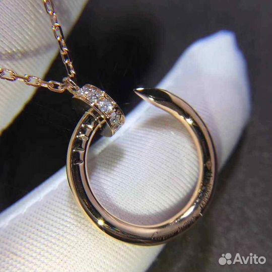 Колье Cartier Juste un Clou из золота с бриллианта