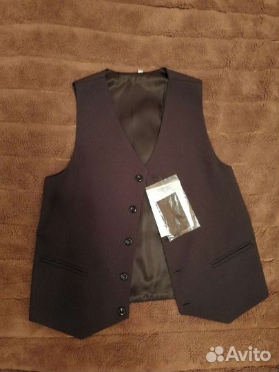 Жилетка для мальчика школьная 140