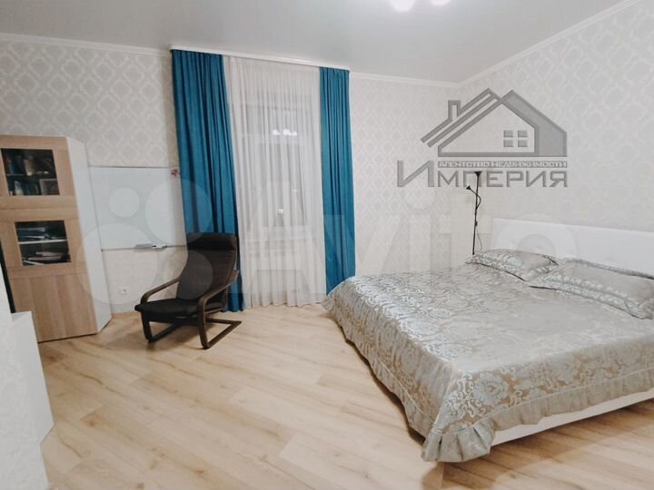 3-к. квартира, 92 м², 4/17 эт.