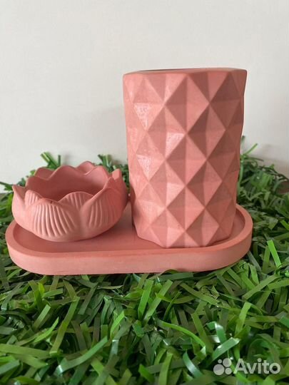 Гипсовые вазы