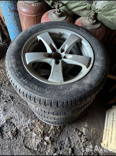 Nokian nordman sx2 215 60 r16 диски 5х100